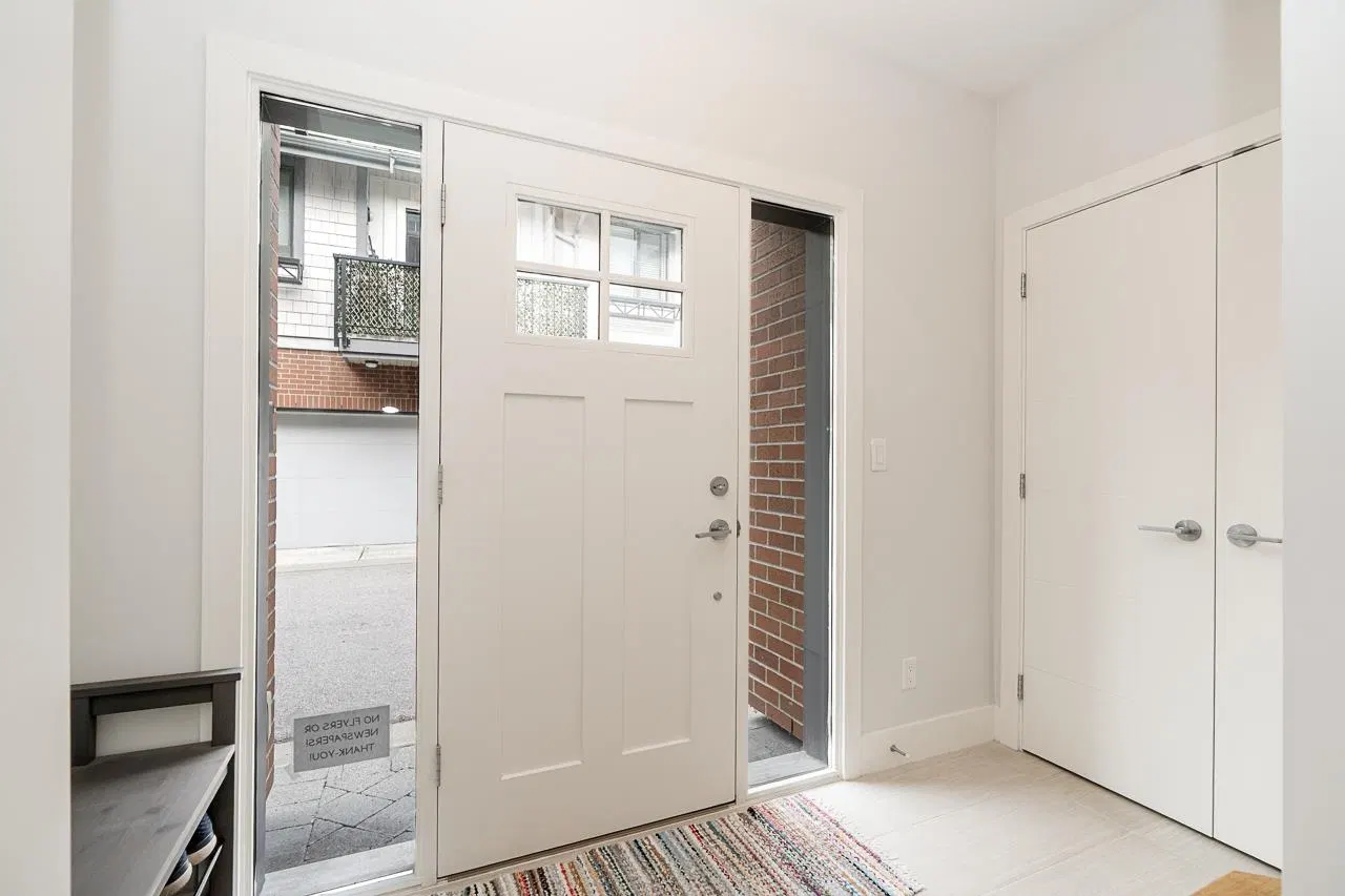 Photo 4 of 34 at #24 – 2999 151 Street