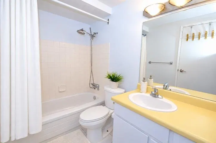 Photo 2 of 17 at #225 – 8120 Colonial Drive