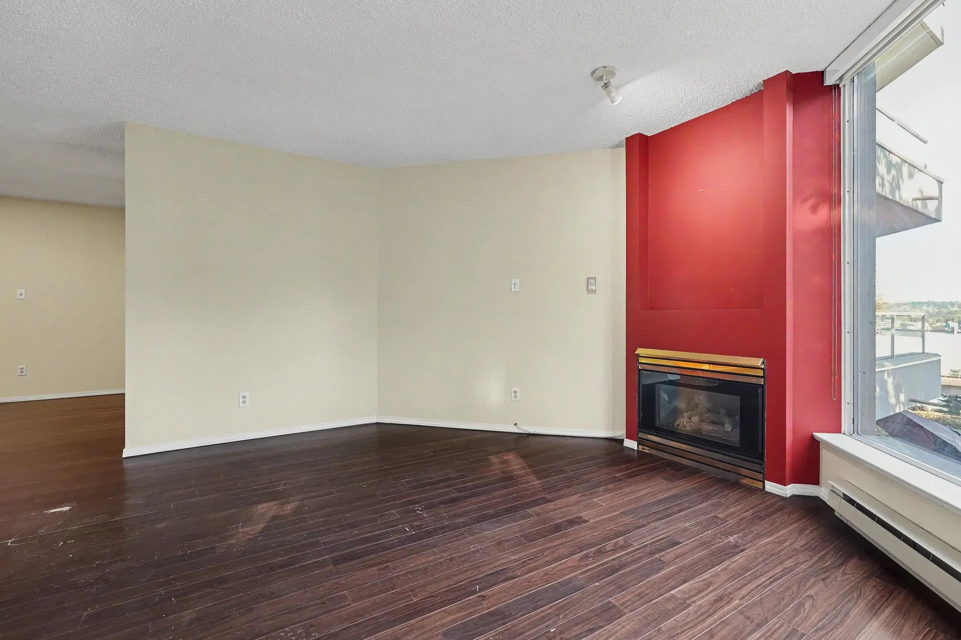 Photo 5 of 33 at #307 – 69 Jamieson Court
