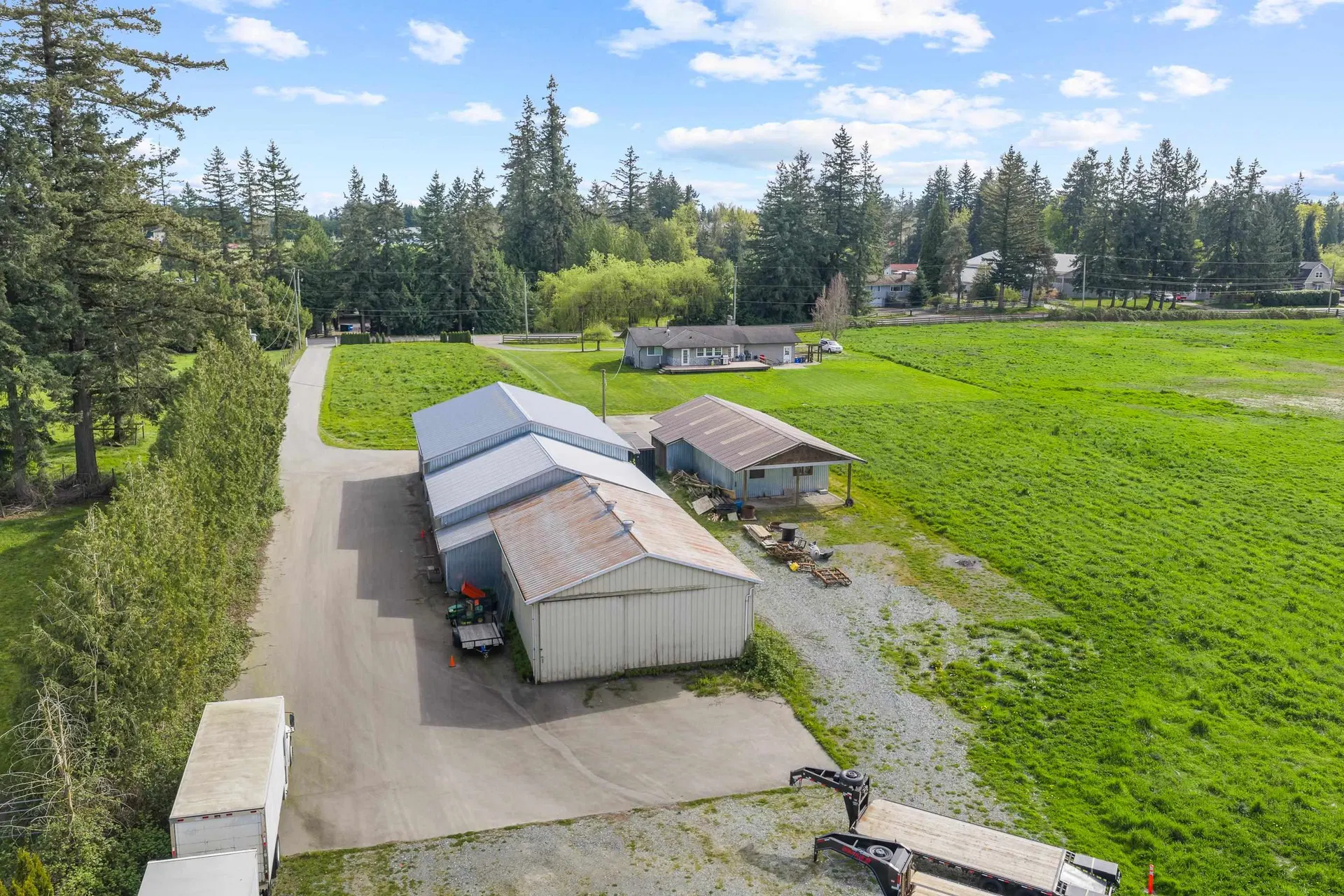 Photo 4 of 40 at 24985 32 Avenue
