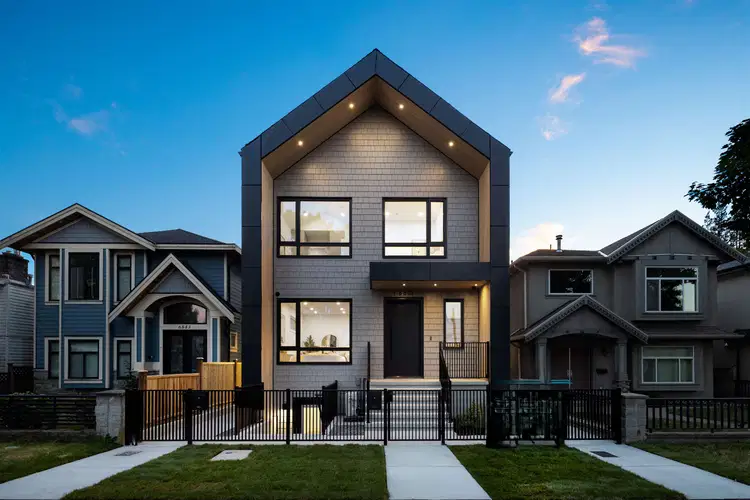 #1 – 6831 Salisbury Avenue