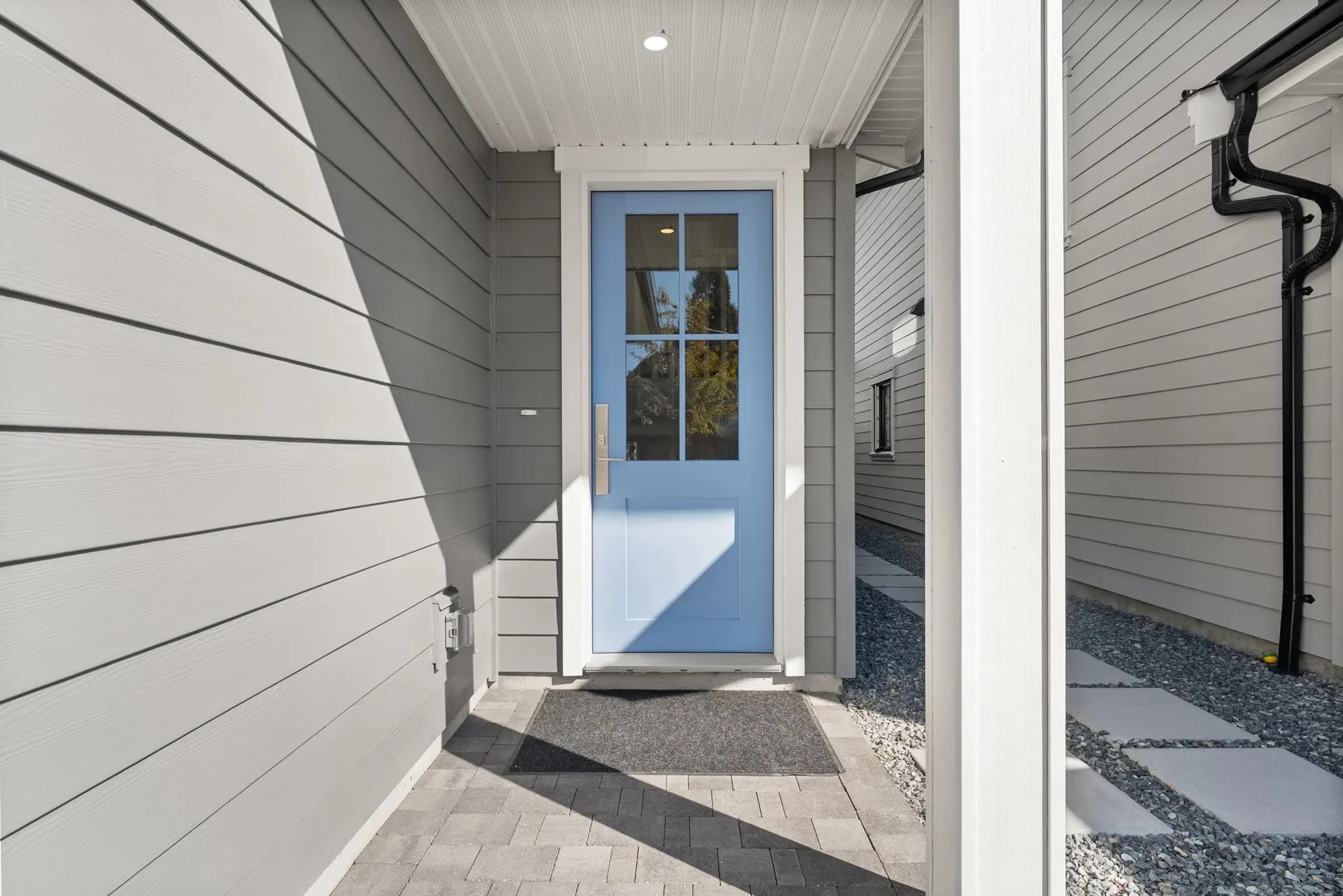 Photo 3 of 40 at 11960 4th Avenue