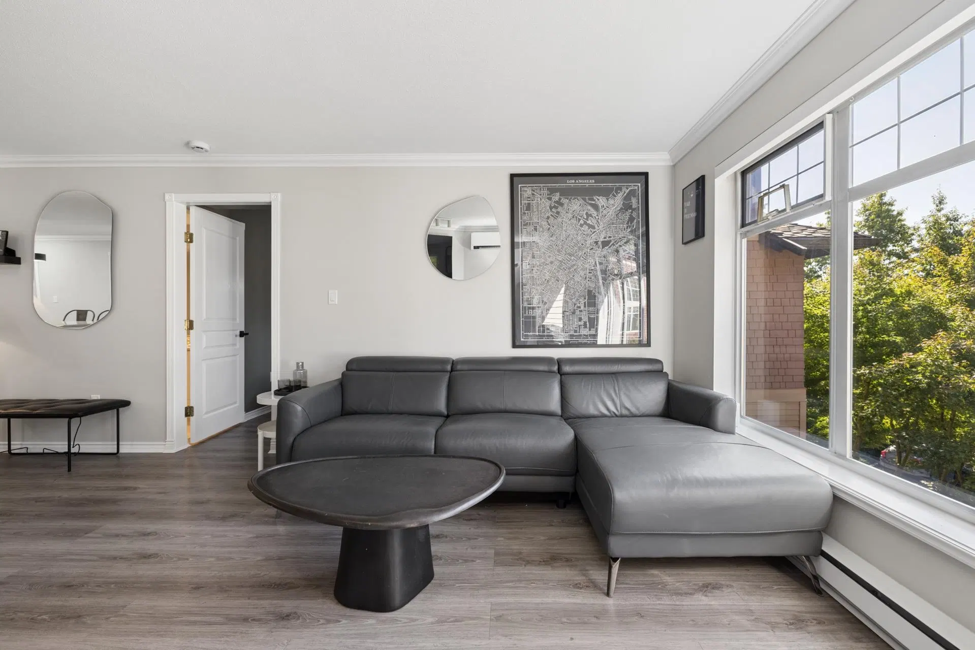 Photo 5 of 30 at #201 – 1140 Strathaven Drive