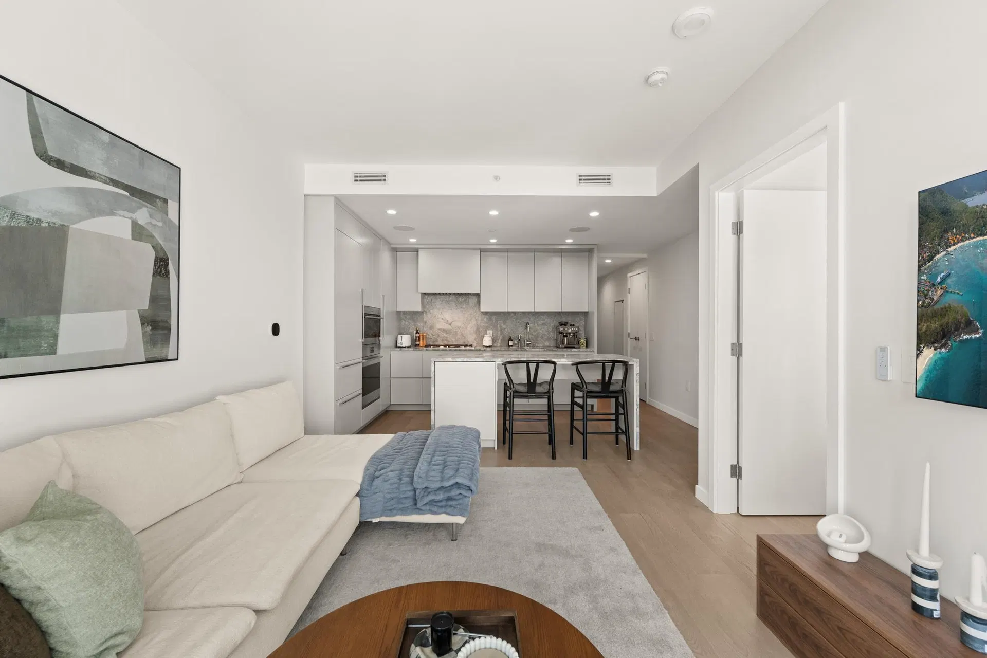 Photo 4 of 22 at #602 – 7418 Paulson Street