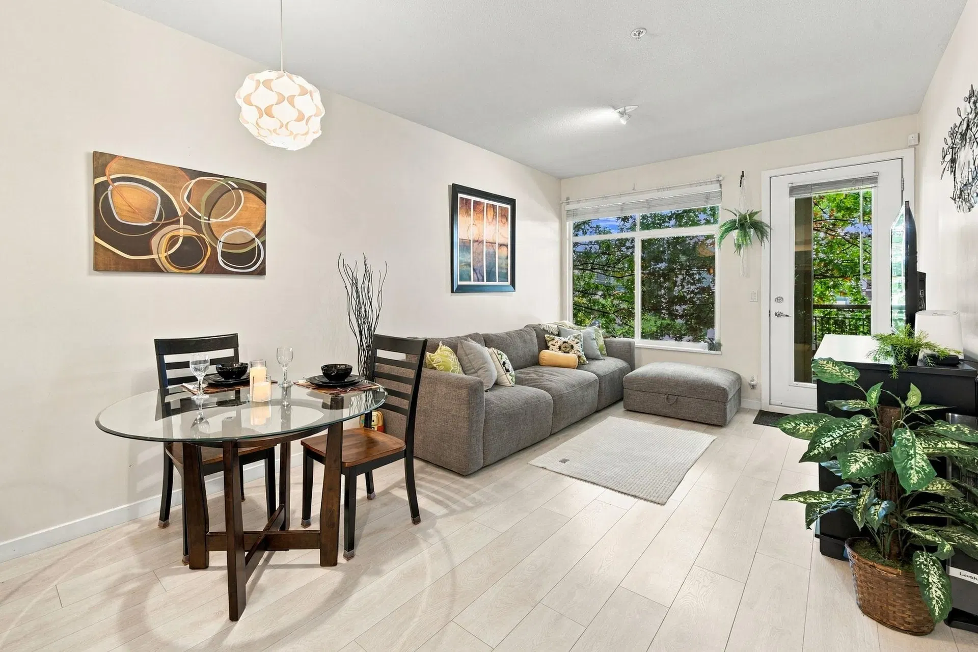 #206 – 10499 University Drive