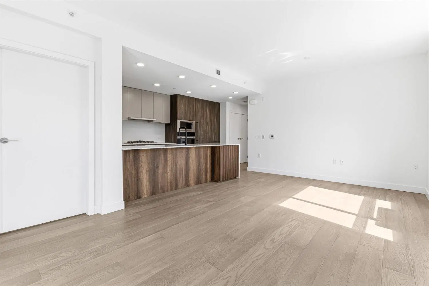Photo 2 of 20 at #206 – 3590 W 39th Avenue