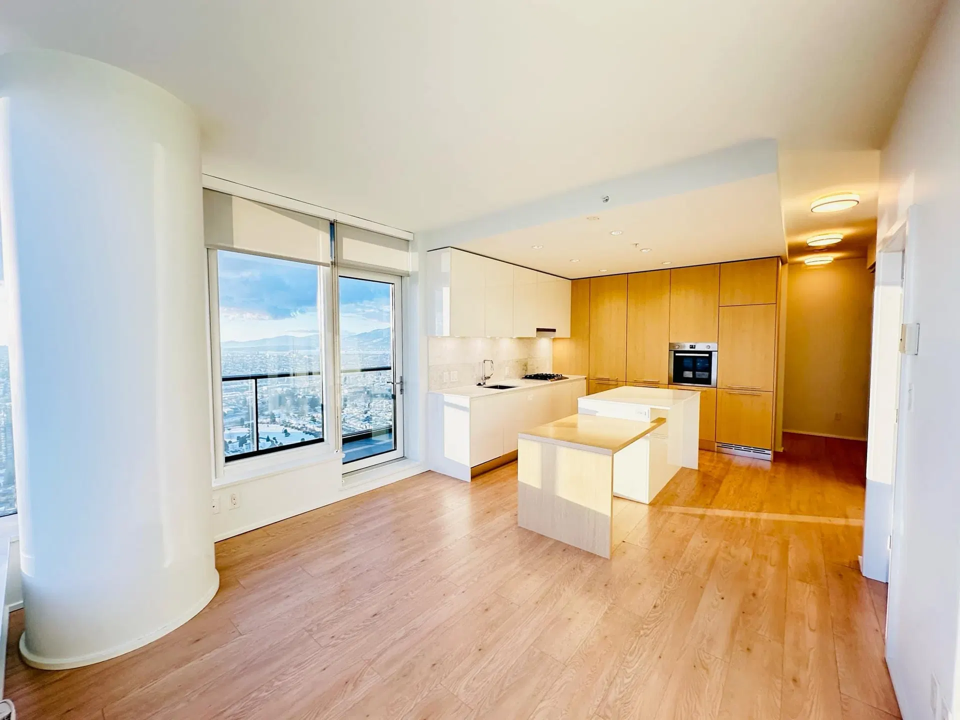 Photo 3 of 14 at #5007 – 4510 Halifax Way