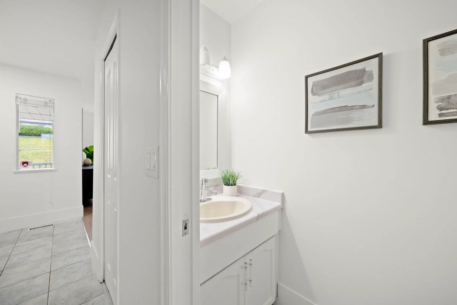 Photo 3 of 29 at 115 Warrick Street