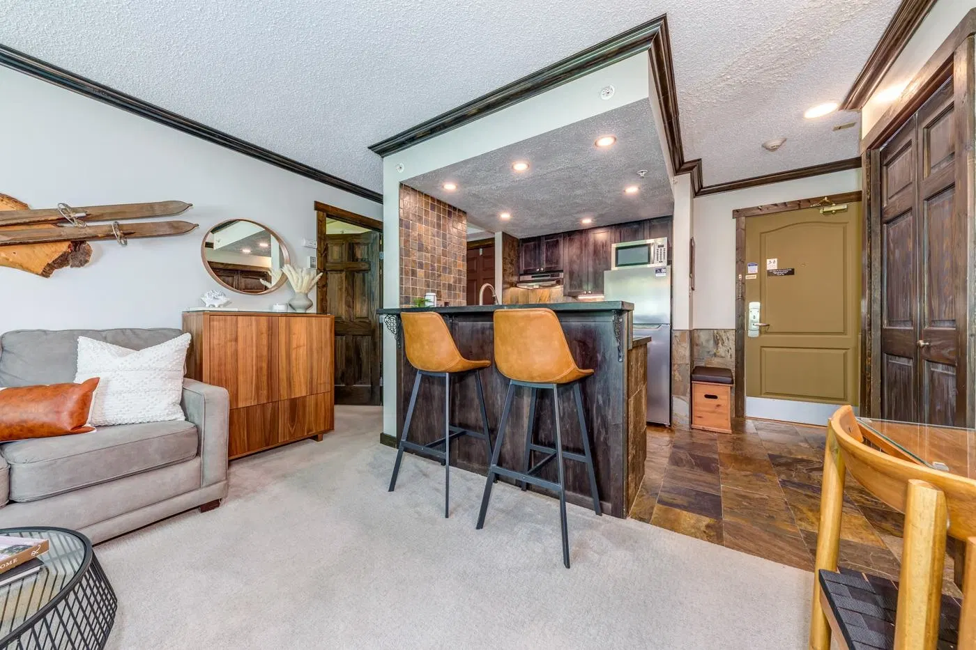 Photo 3 of 21 at #404 – 4809 Spearhead Drive