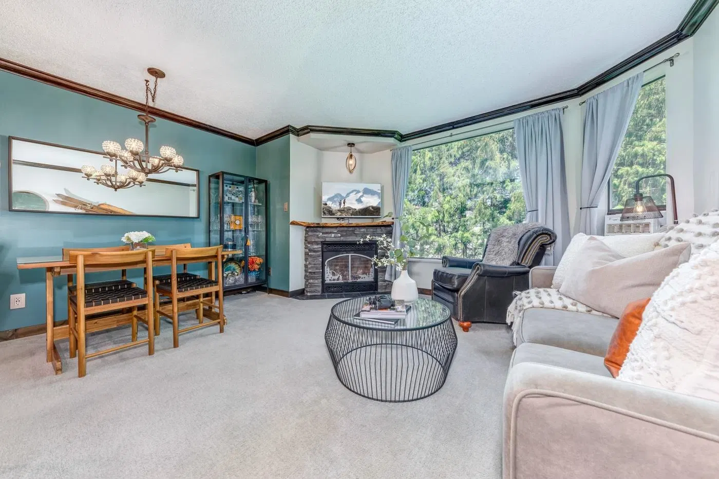 Photo 4 of 21 at #404 – 4809 Spearhead Drive