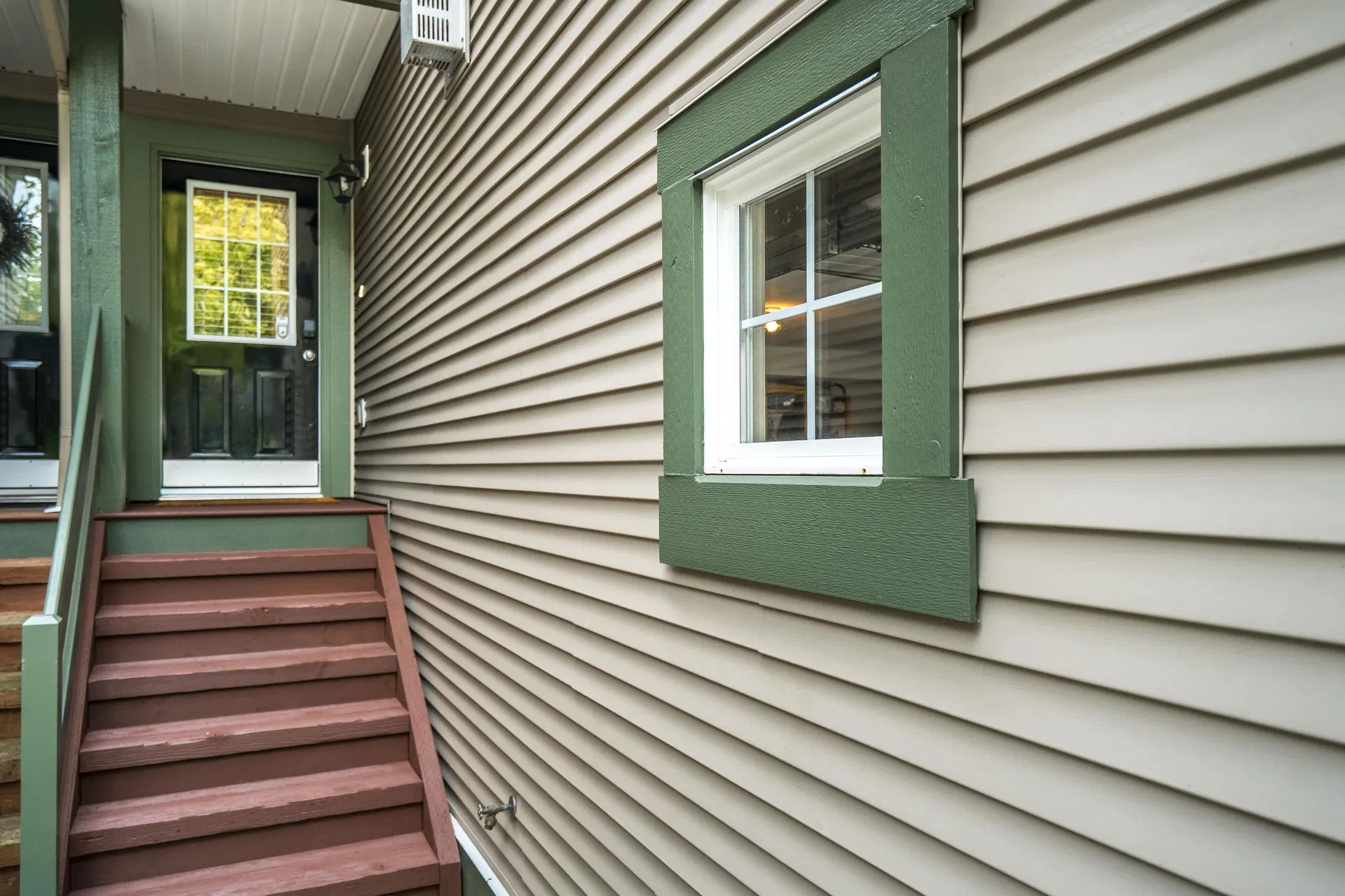 Photo 5 of 40 at #55 – 6050 166 Street