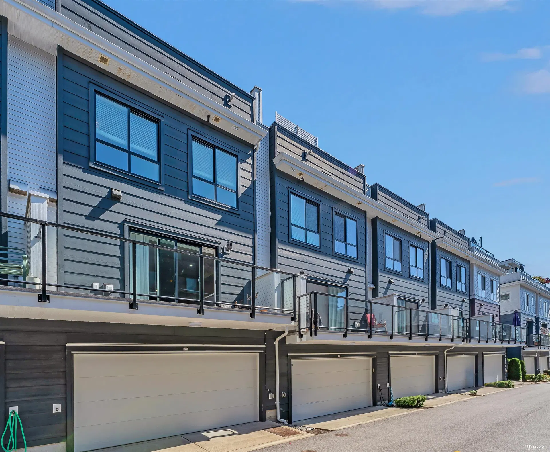 #180 – 2277 Oak Meadows Drive