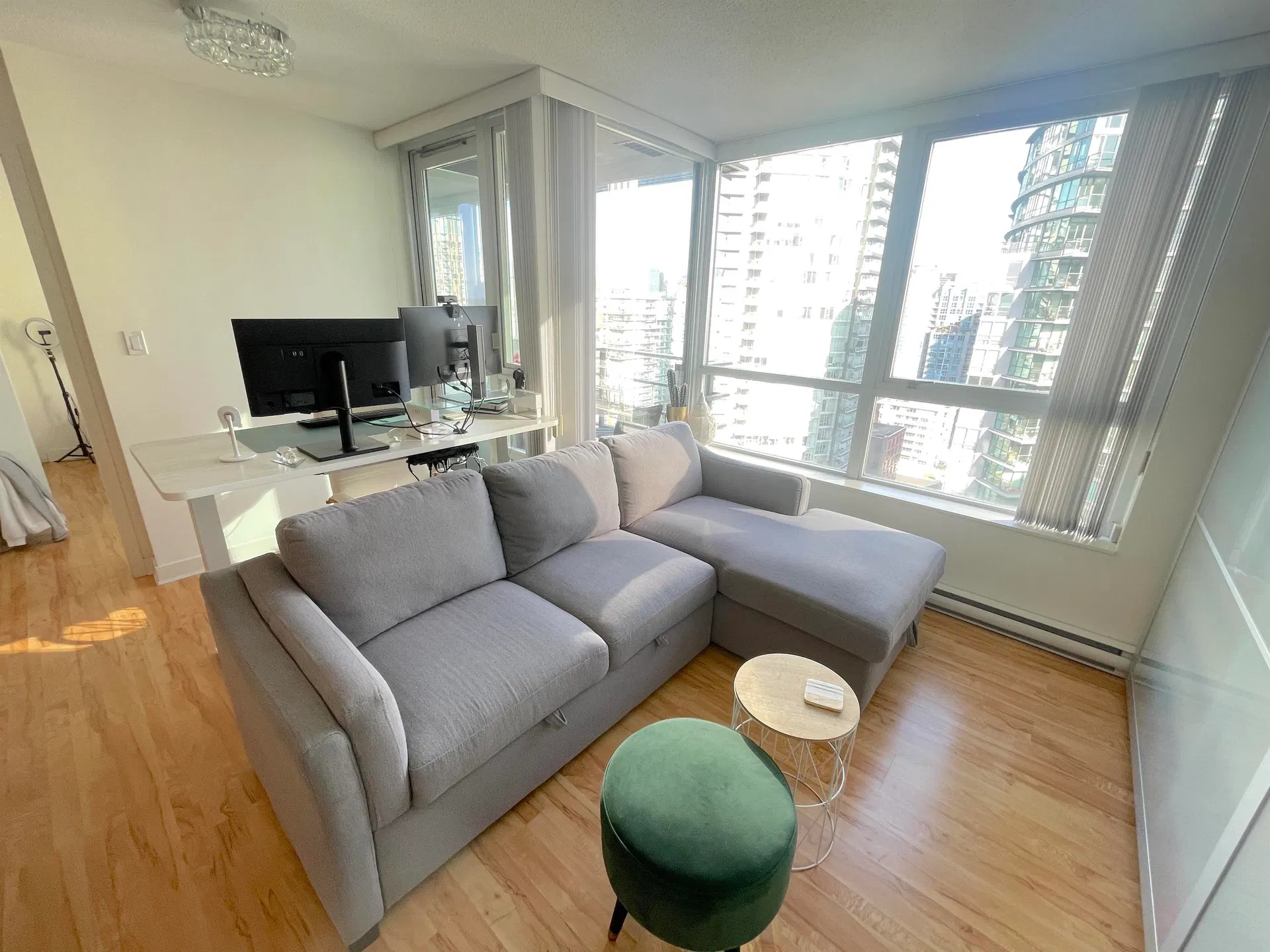 Photo 2 of 13 at #3207 – 1495 Richards Street