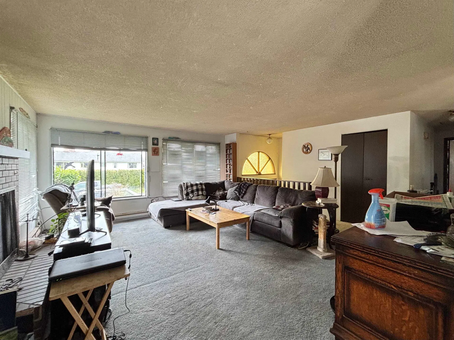 Photo 4 of 13 at 5762 Spindrift Street
