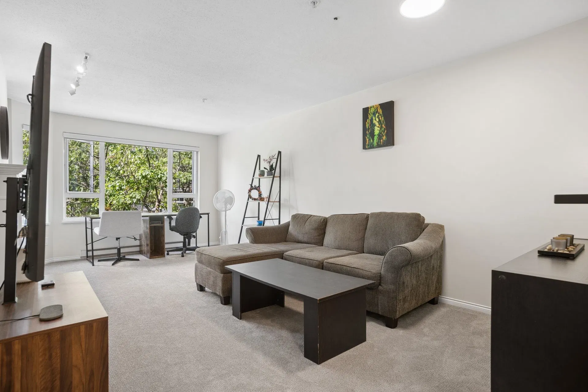 Photo 4 of 35 at #230 – 5888 Dover Crescent