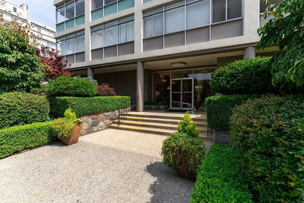 Photo 3 of 39 at #110 – 1975 Pendrell Street