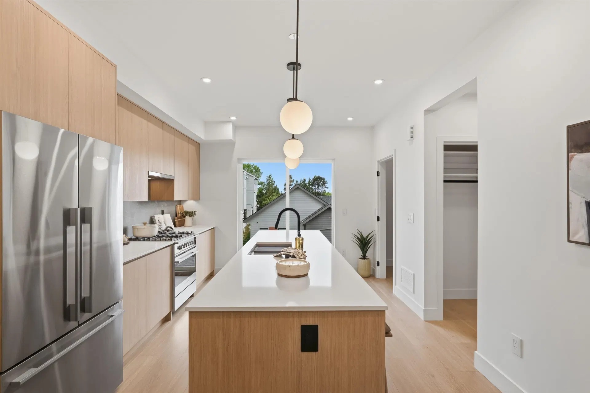 Photo 5 of 24 at #50 – 4732 60b Street
