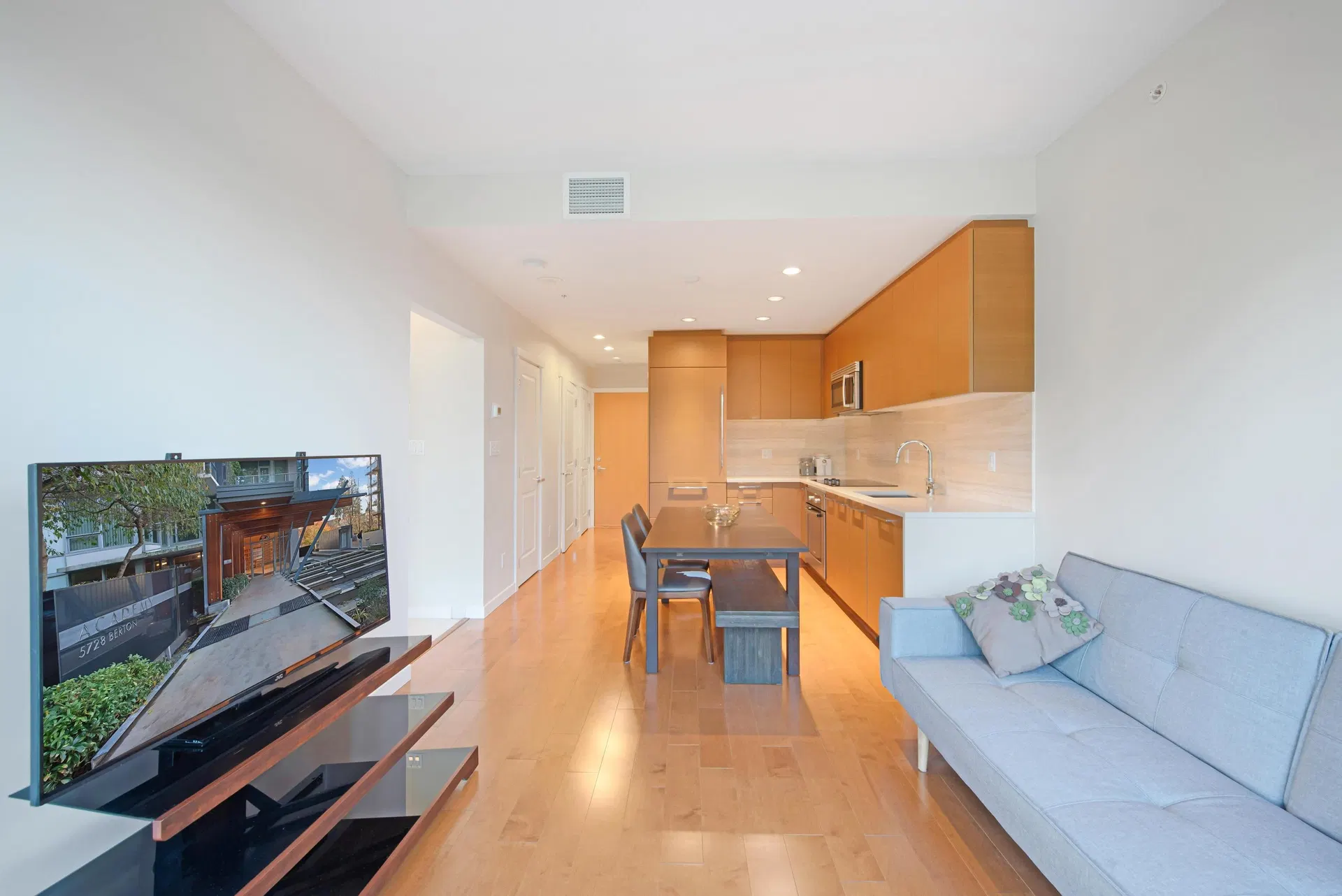 Photo 3 of 32 at #1709 – 5728 Berton Avenue
