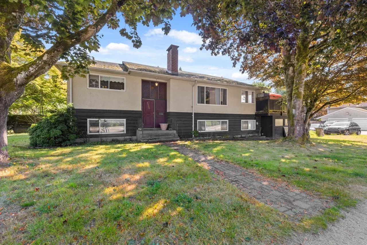 Photo 1 of 24 at 6530 Dunbar Street