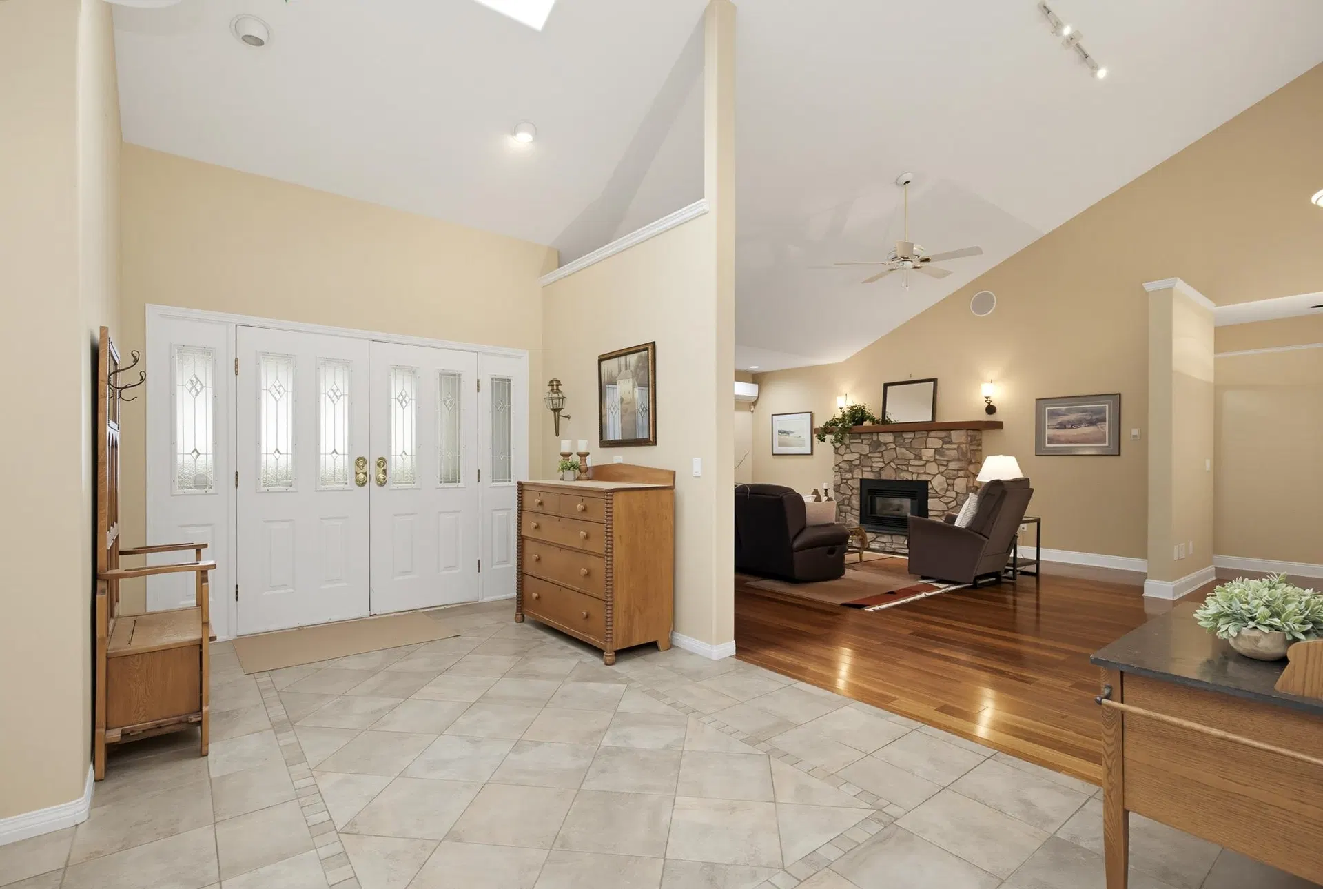 Photo 4 of 40 at 5226 222 Street