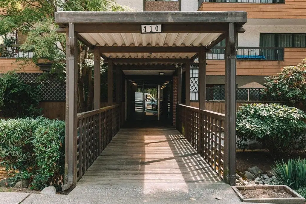 #206 – 410 Agnes Street