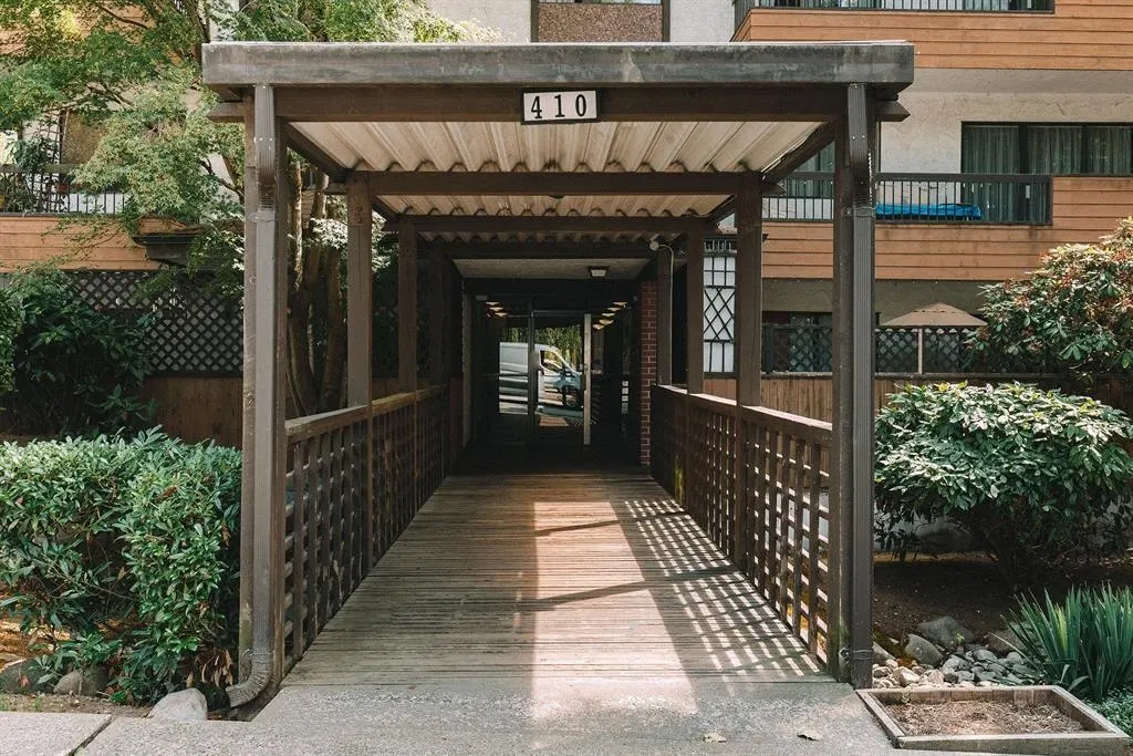 #206 – 410 Agnes Street