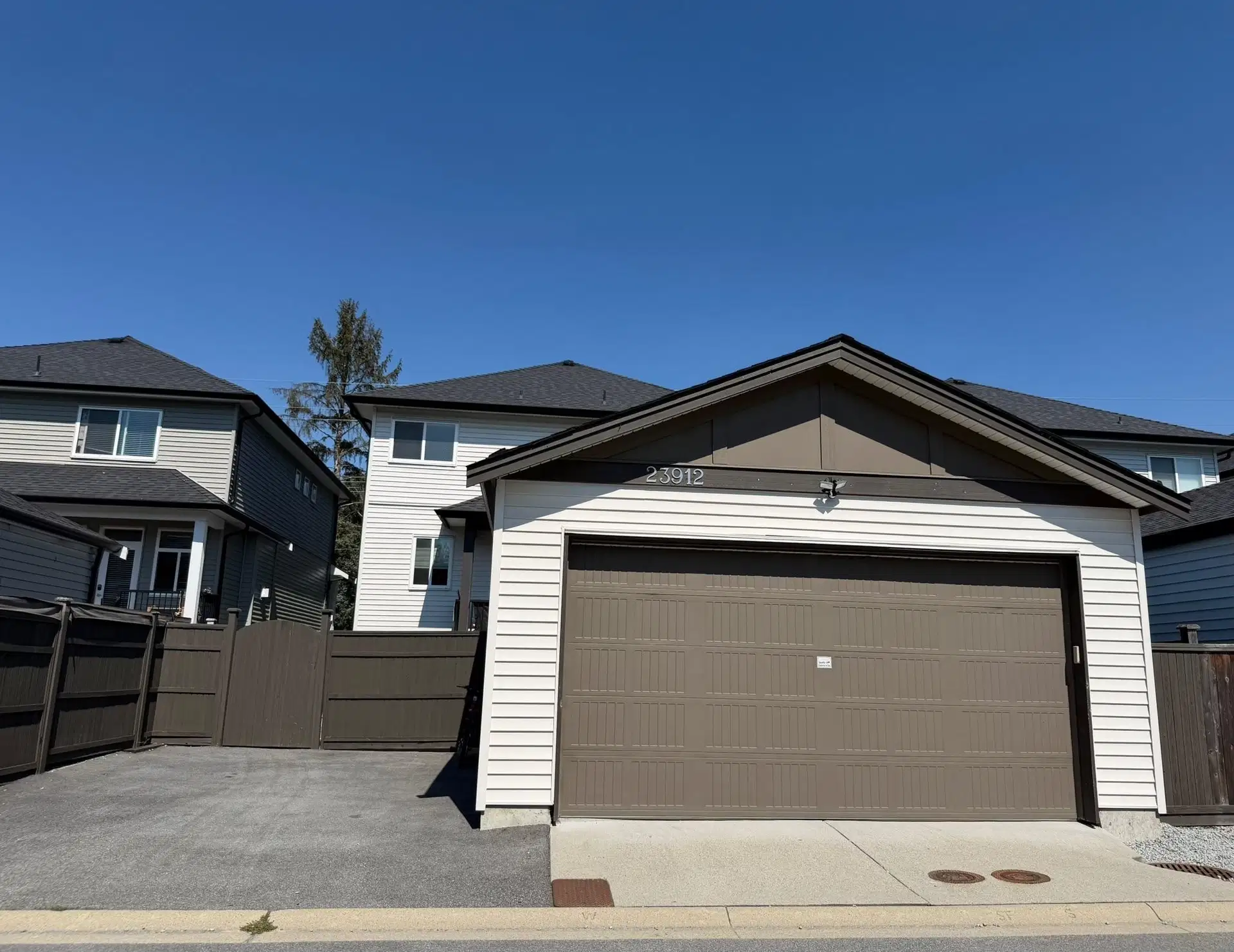 23912 Dewdney Trunk Road