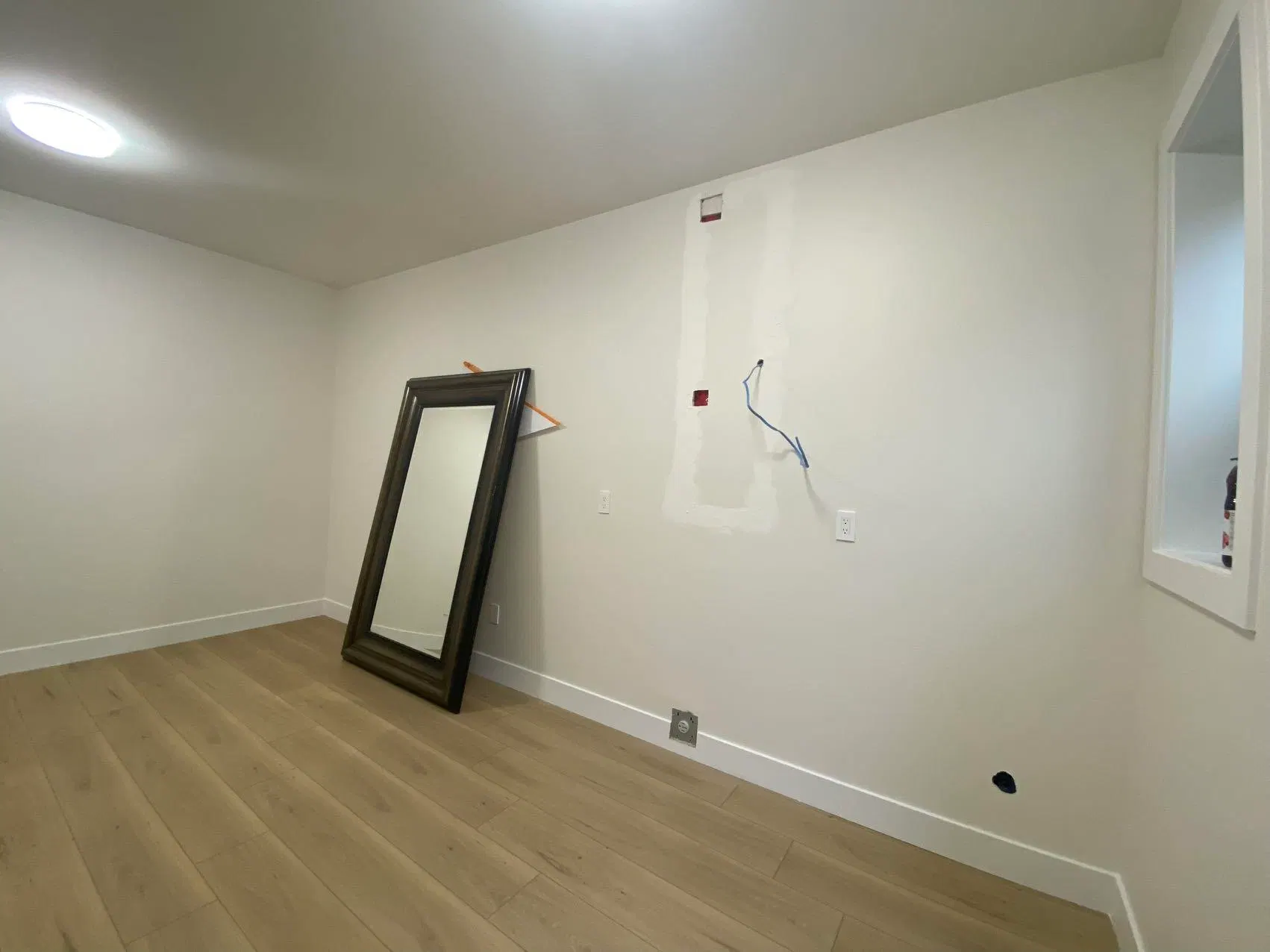Photo 3 of 8 at #1 Bed Suite – 7542 Lindrick Court