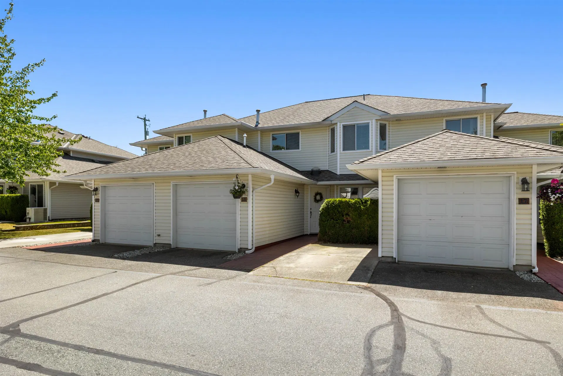 Photo 1 of 38 at #18 – 21928 48 Avenue