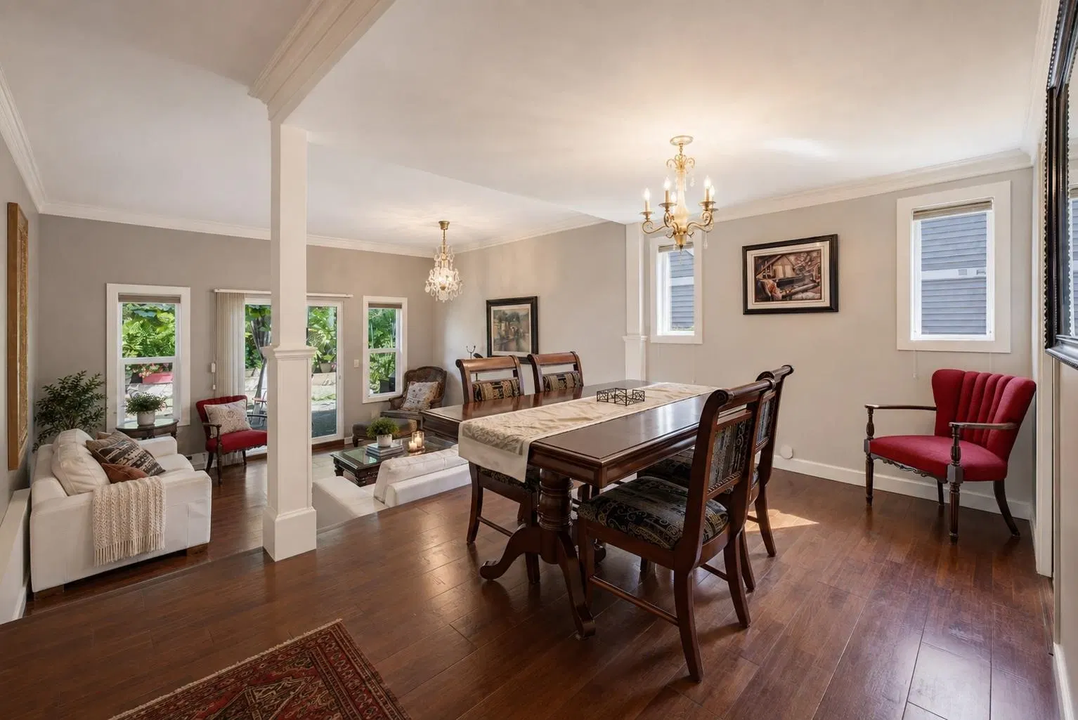 Photo 5 of 40 at #11 – 1135 Lansdowne Drive