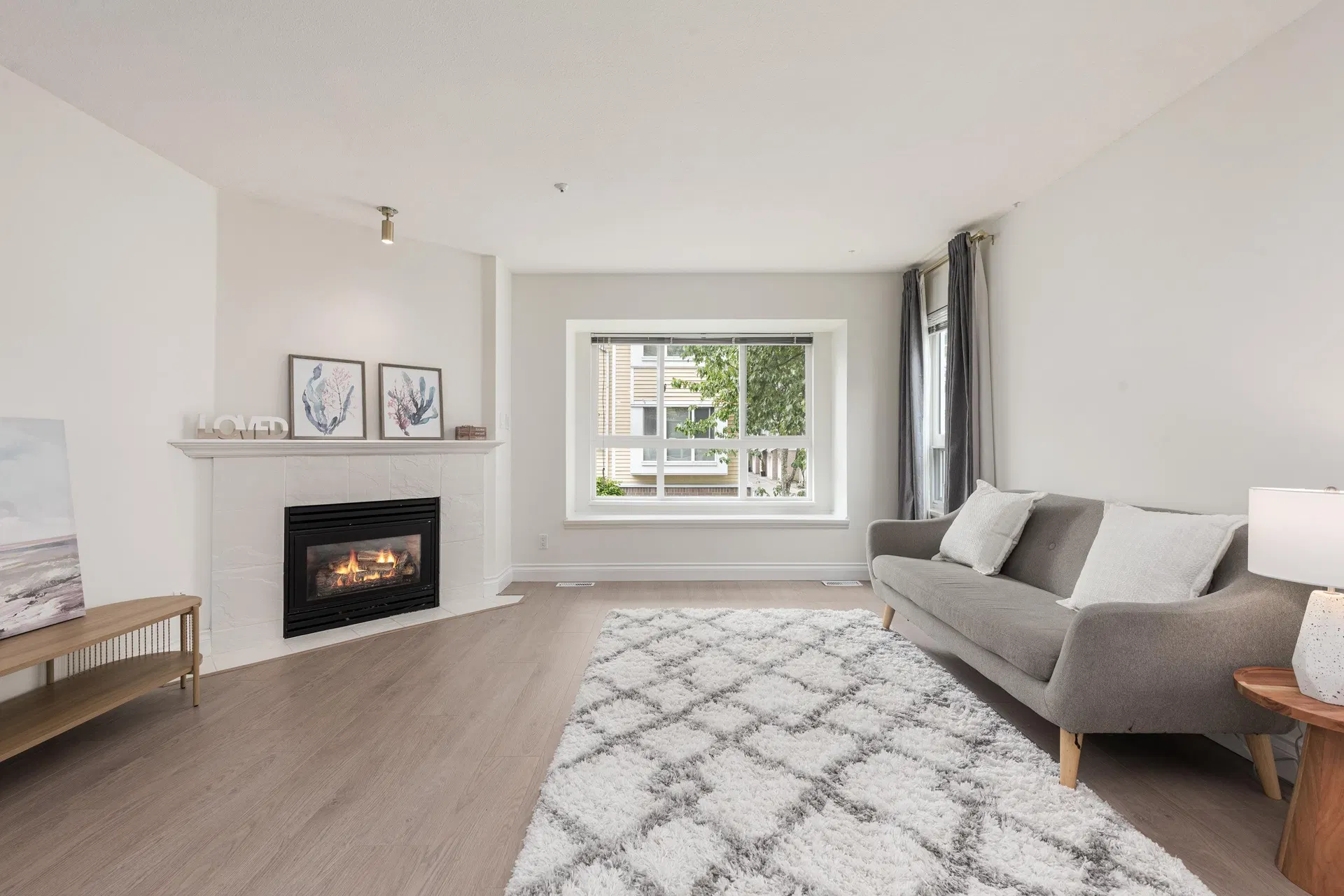 Photo 4 of 40 at 8431 Jellicoe Street