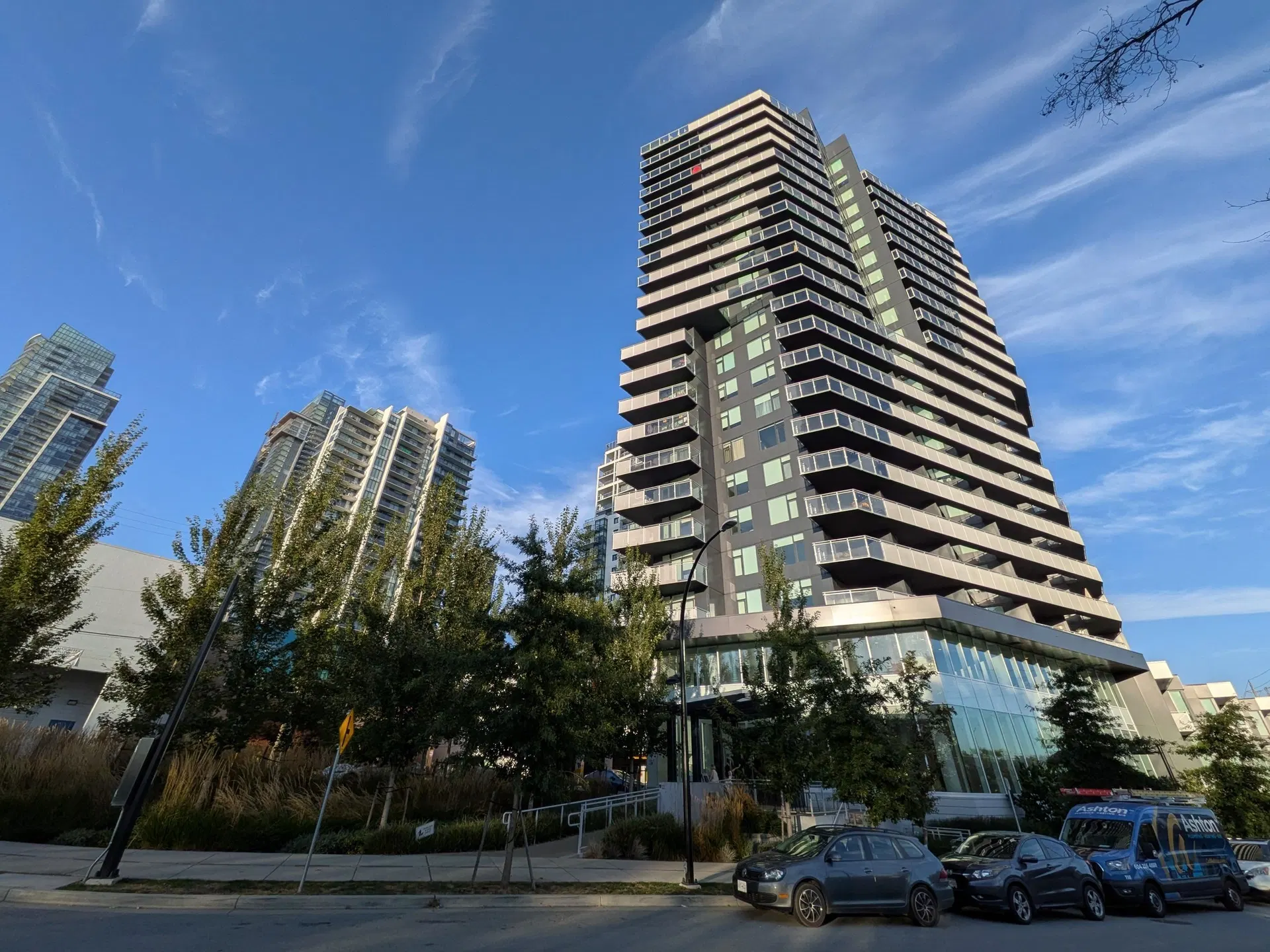 #803 – 4433 Alaska Street