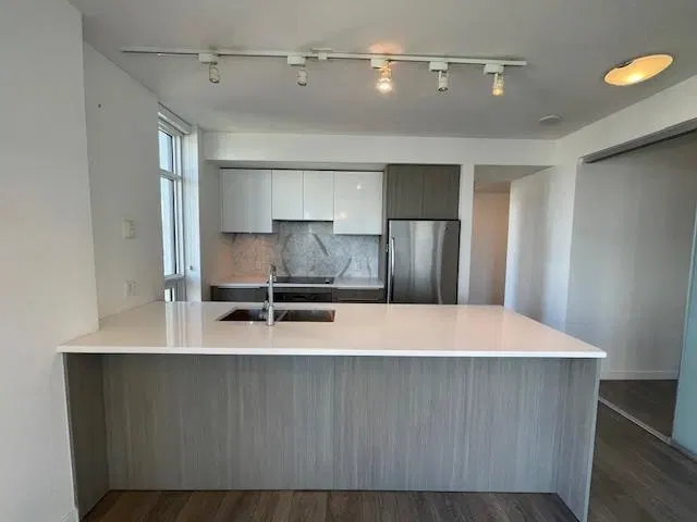 Photo 3 of 14 at #809 – 6461 Telford Avenue