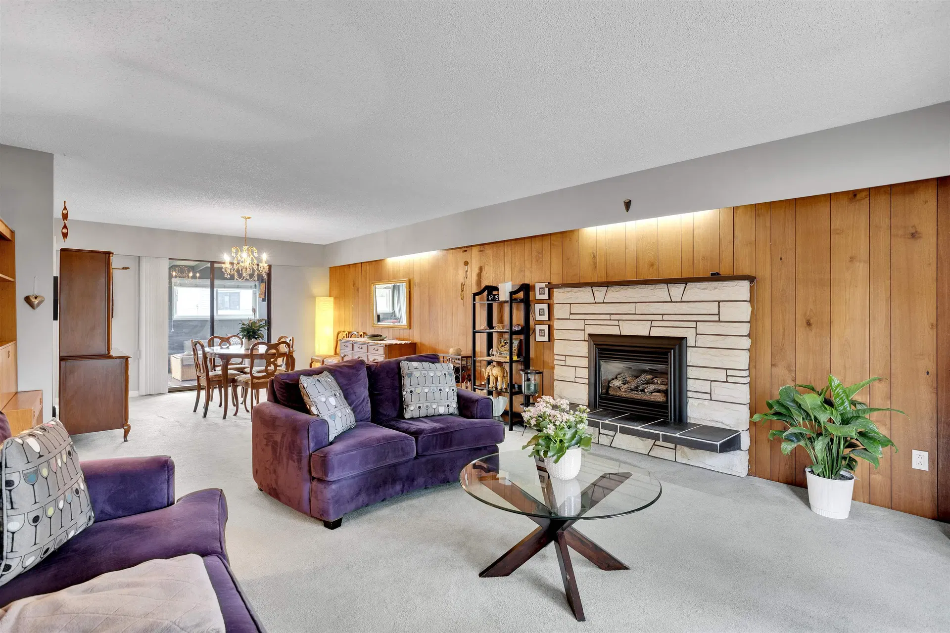 Photo 3 of 24 at 2412 E 40th Avenue