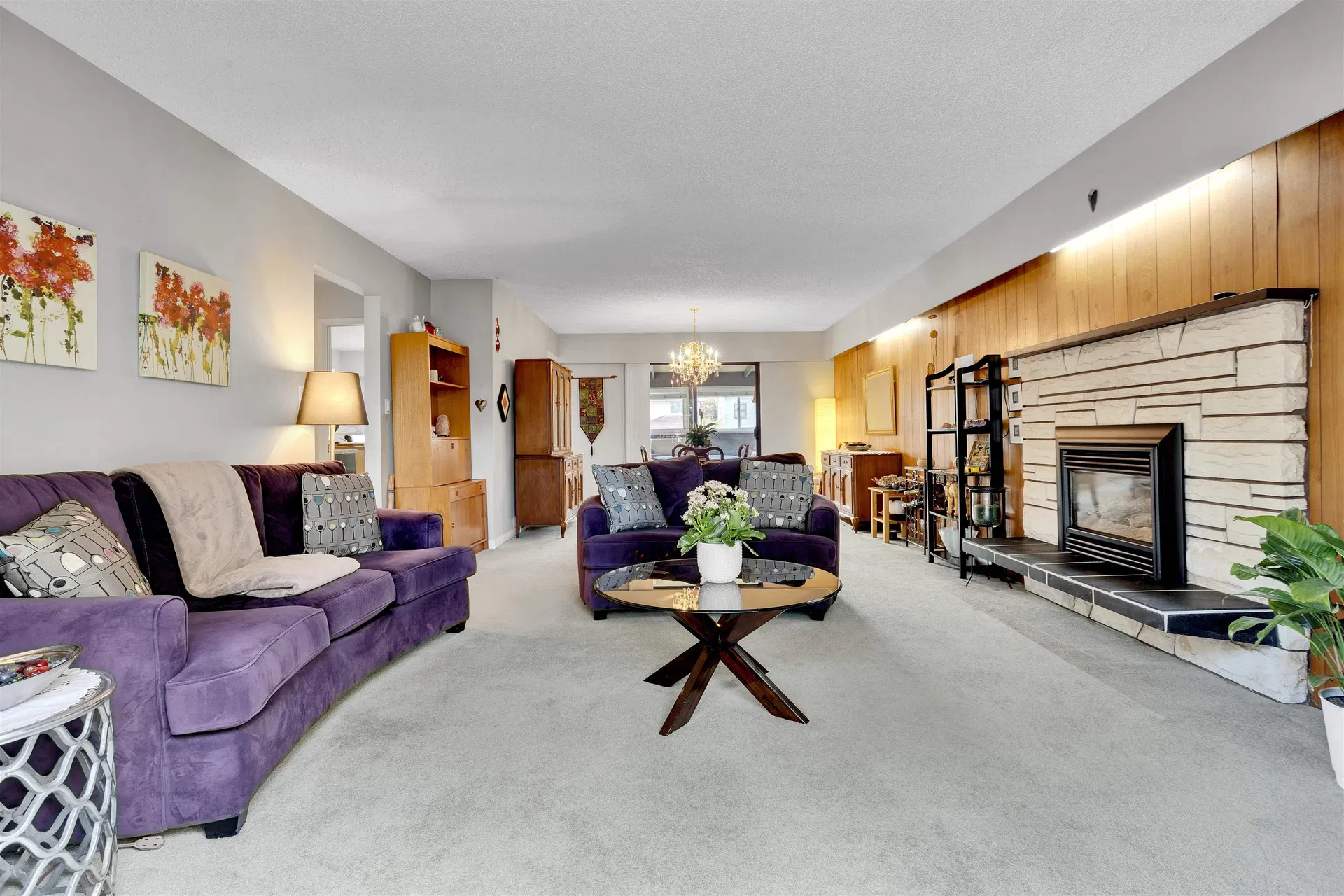 Photo 5 of 24 at 2412 E 40th Avenue