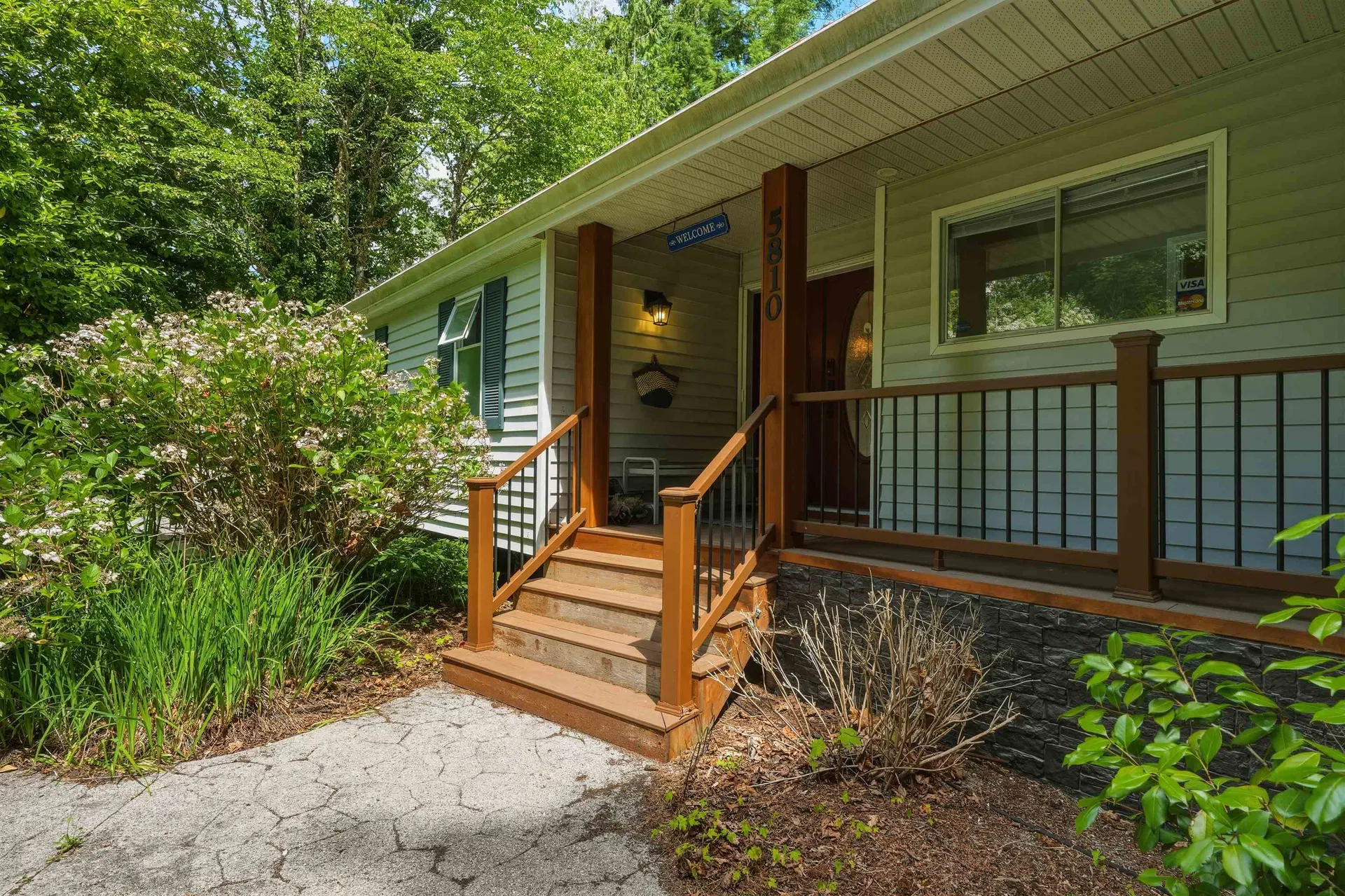 Photo 5 of 39 at 5810 Marine Way