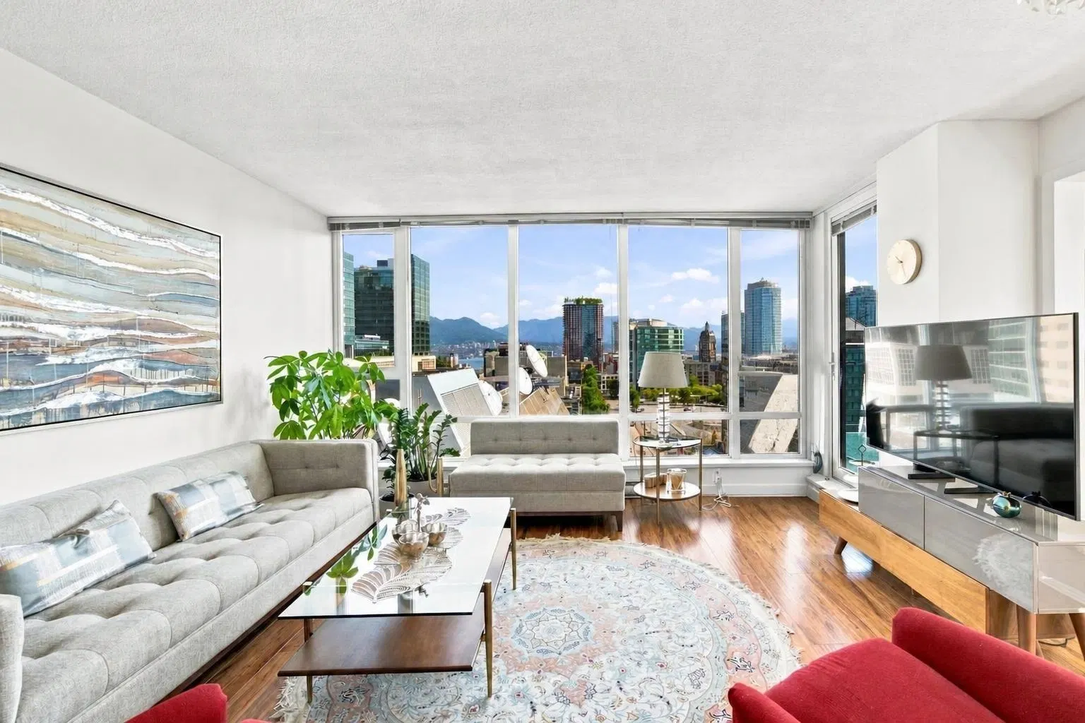 Photo 2 of 34 at #1703 – 233 Robson Street