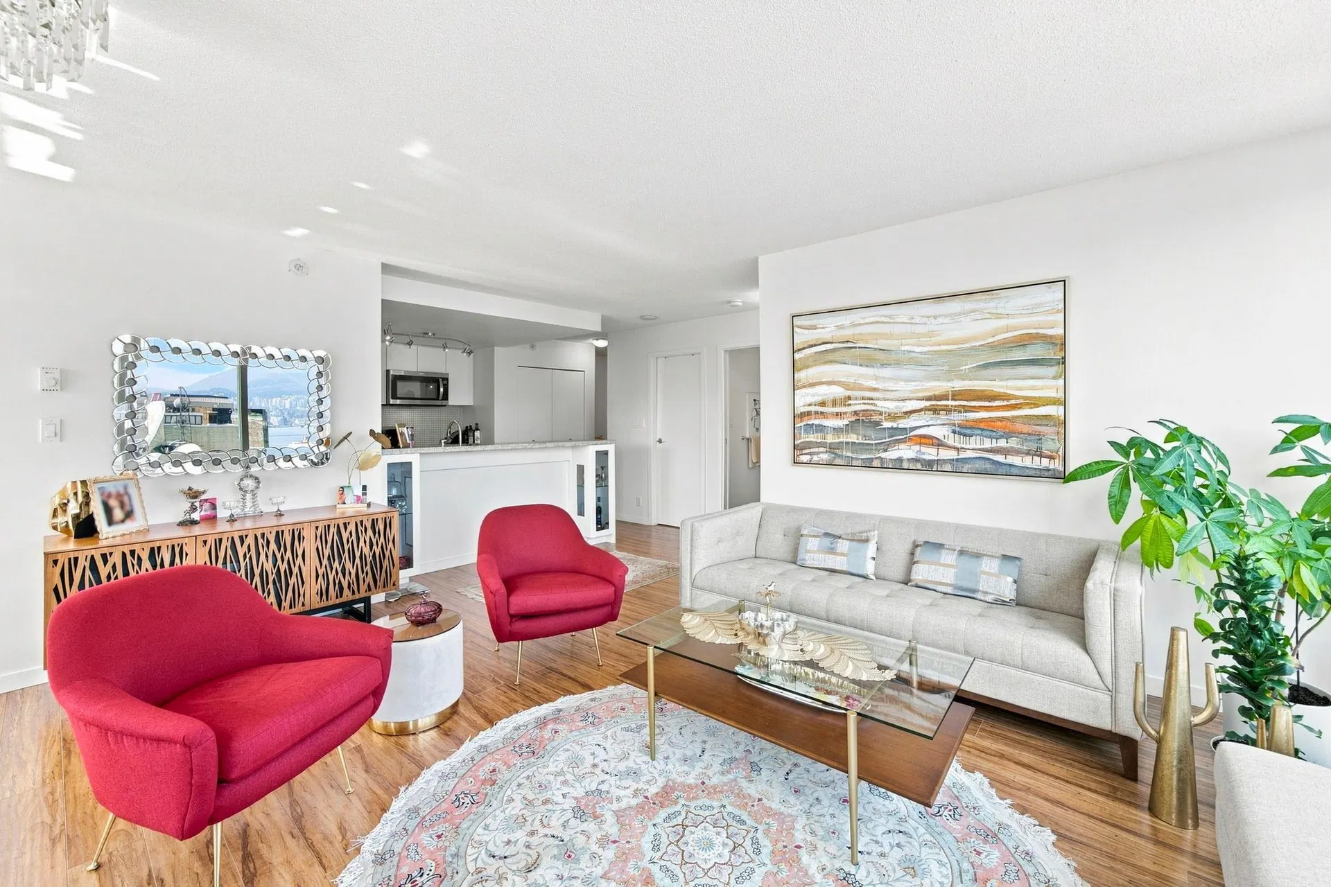 Photo 4 of 34 at #1703 – 233 Robson Street