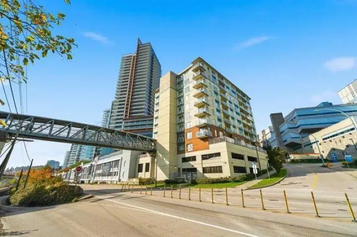 #607 – 200 Keary Street