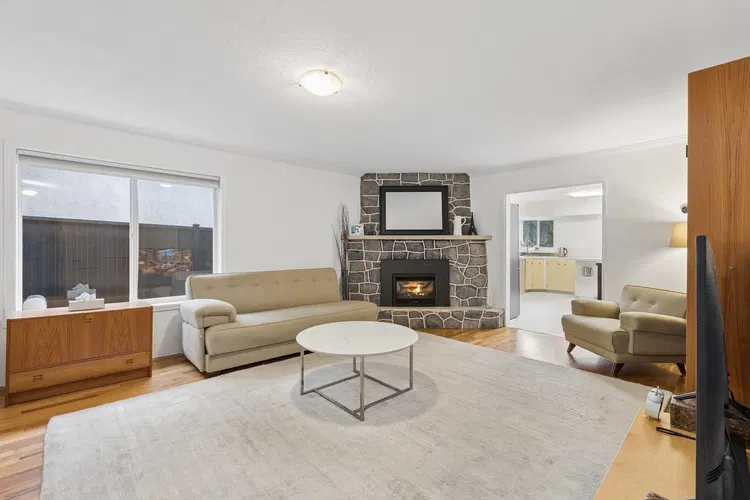 Photo 3 of 33 at 331 E 24th Street