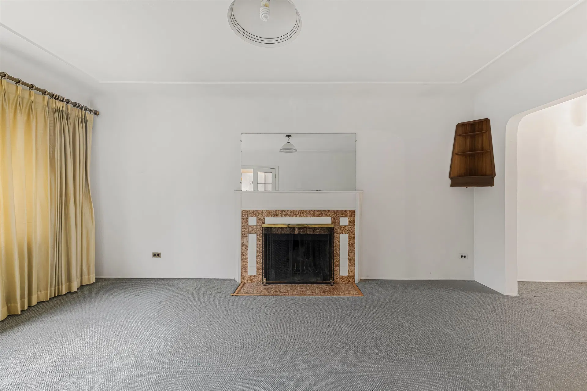 Photo 5 of 40 at 3039 W 20th Avenue
