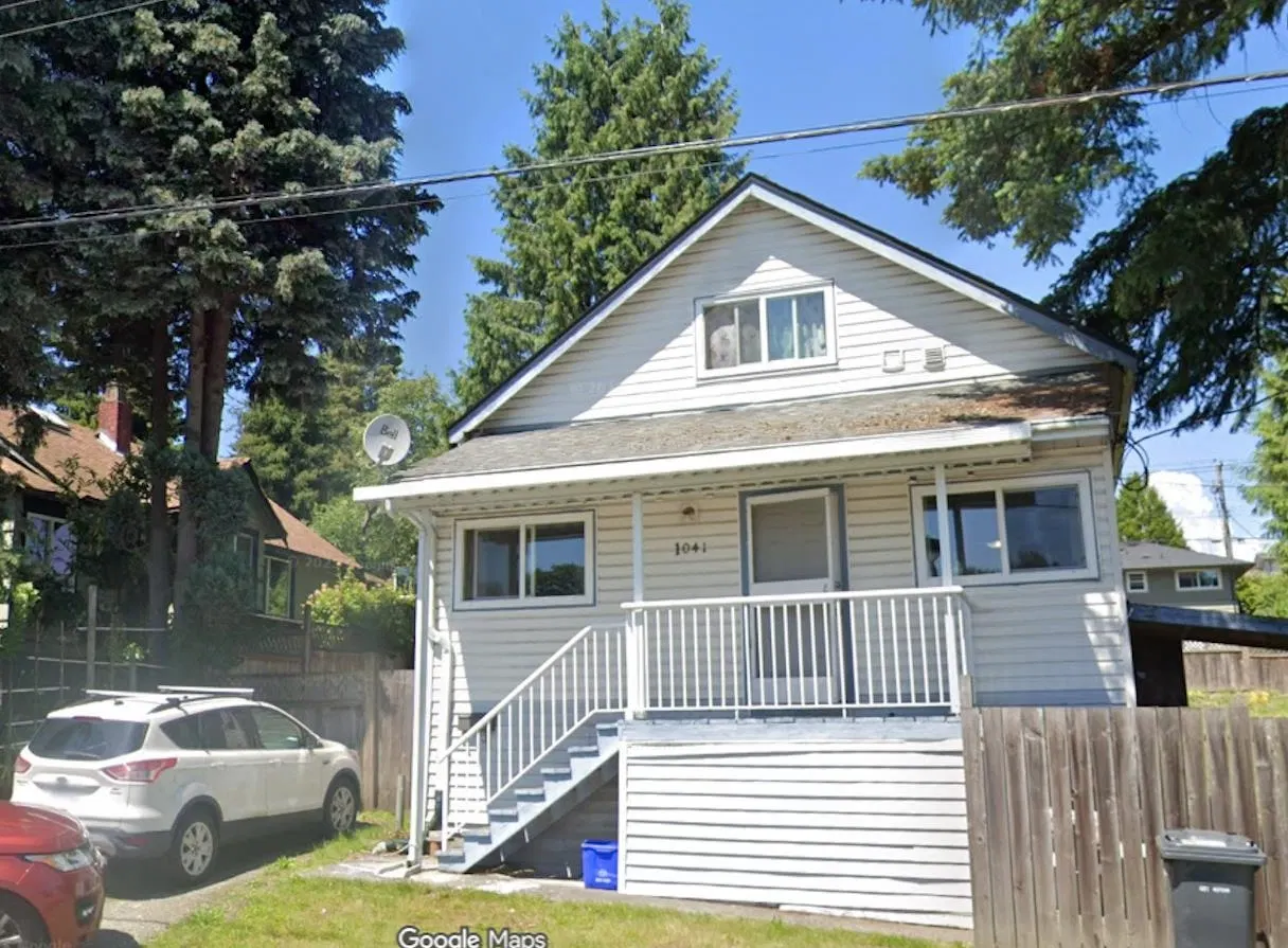 Photo 1 of 3 at 1041 James Avenue