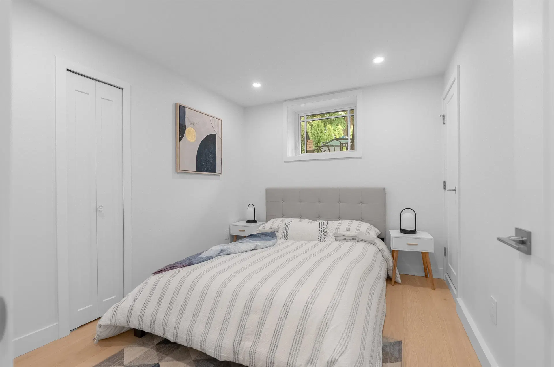 Photo 4 of 32 at A – 3672 W 1st Avenue