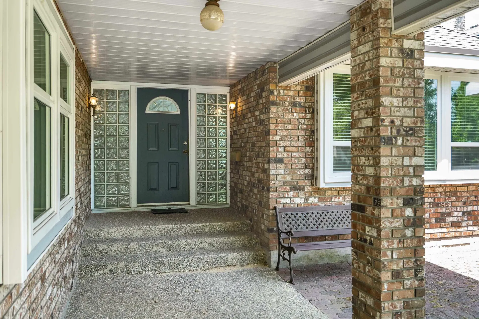 Photo 5 of 40 at 2577 Stoney Creek Place