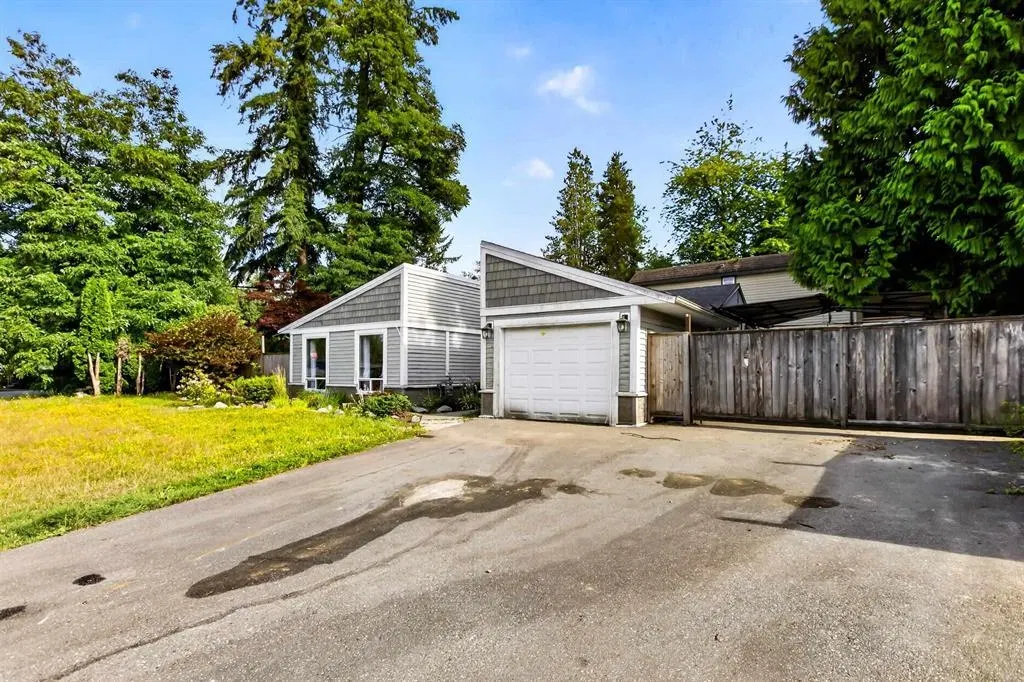 Photo 1 of 1 at 21598 Spring Avenue