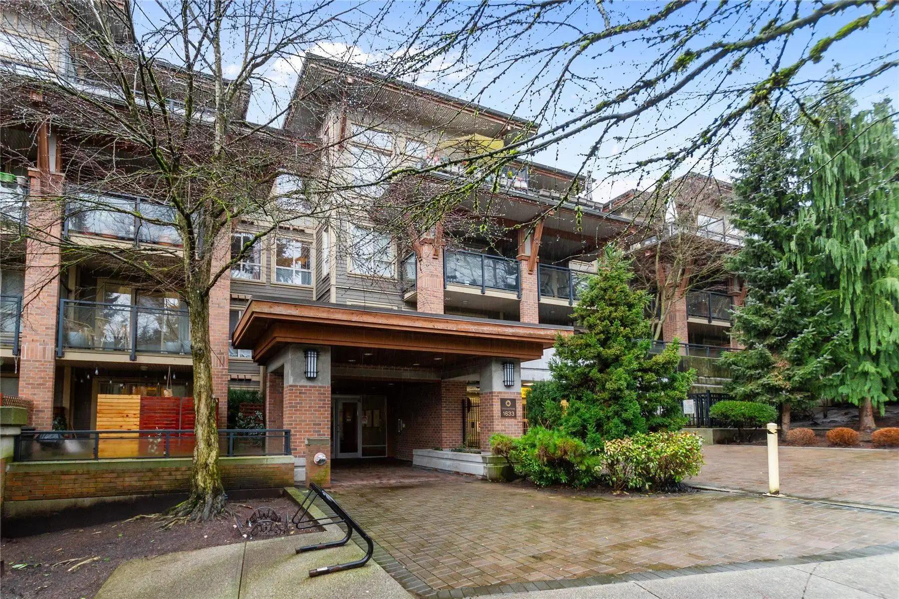 #310 – 1633 Mackay Avenue