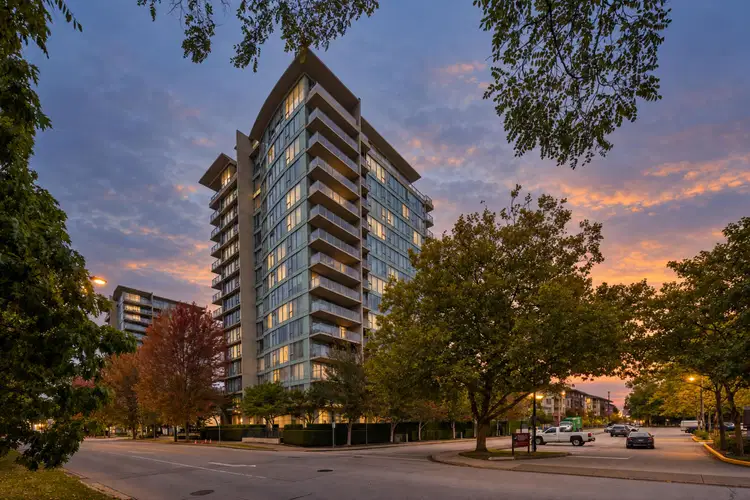 #808 – 5088 Kwantlen Street