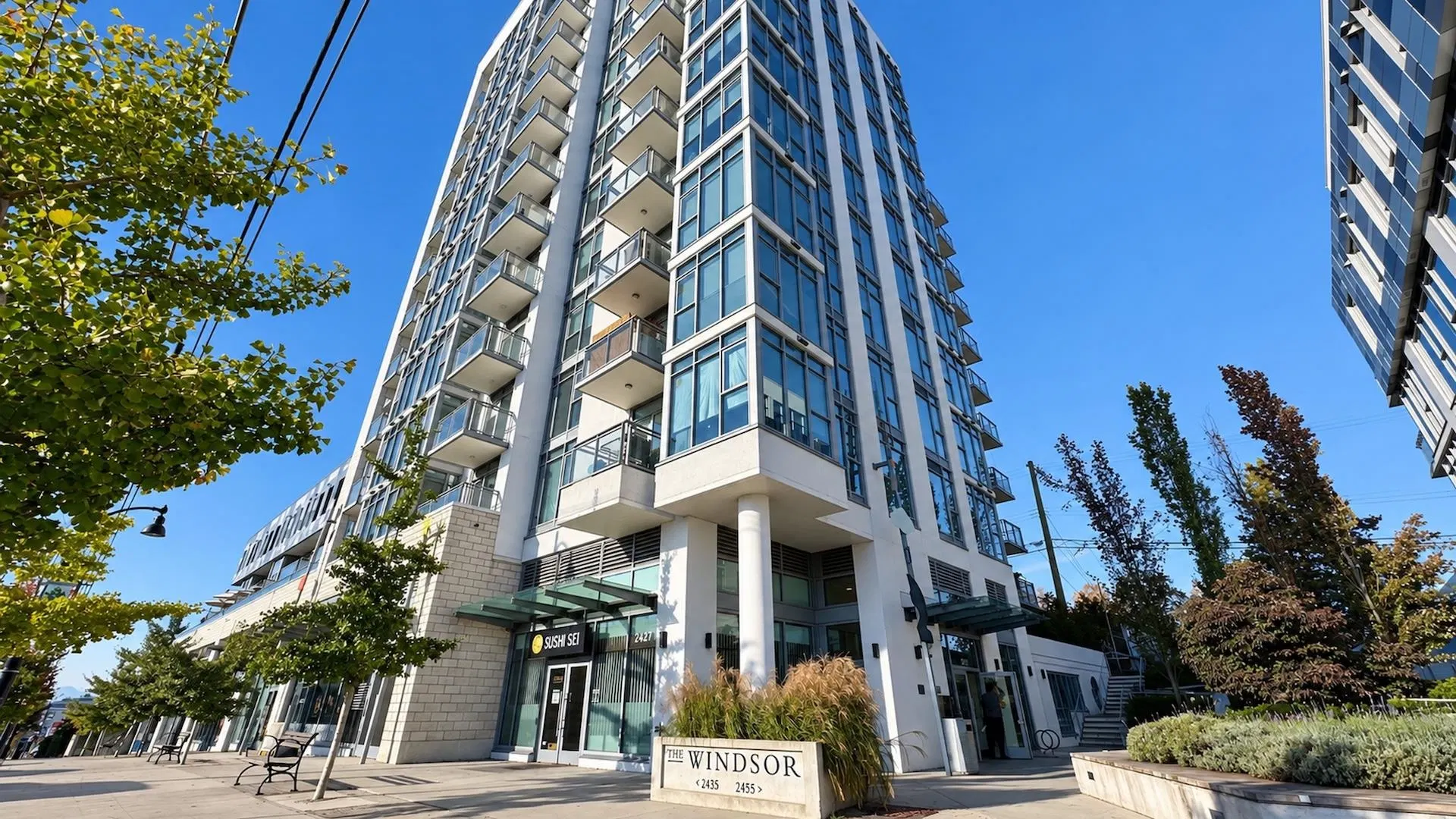 Photo 1 of 13 at #1105 – 2435 Kingsway