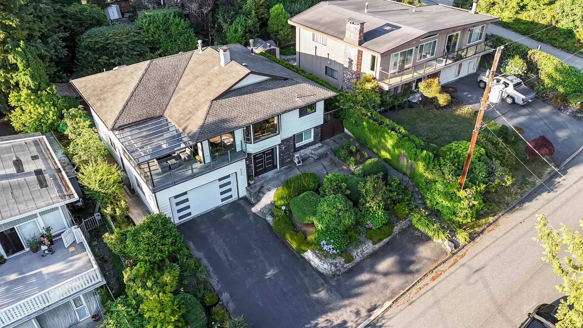 212 Balmoral Road