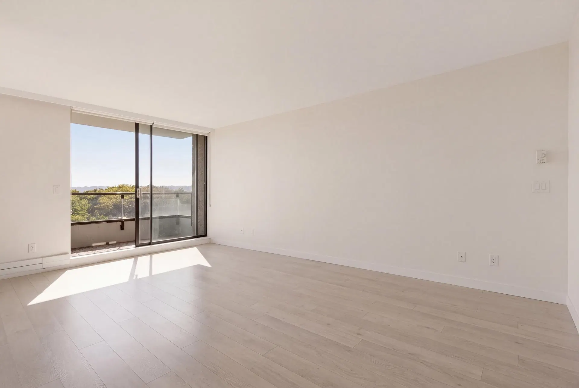 Photo 2 of 28 at #902 – 2370 W 2nd Avenue